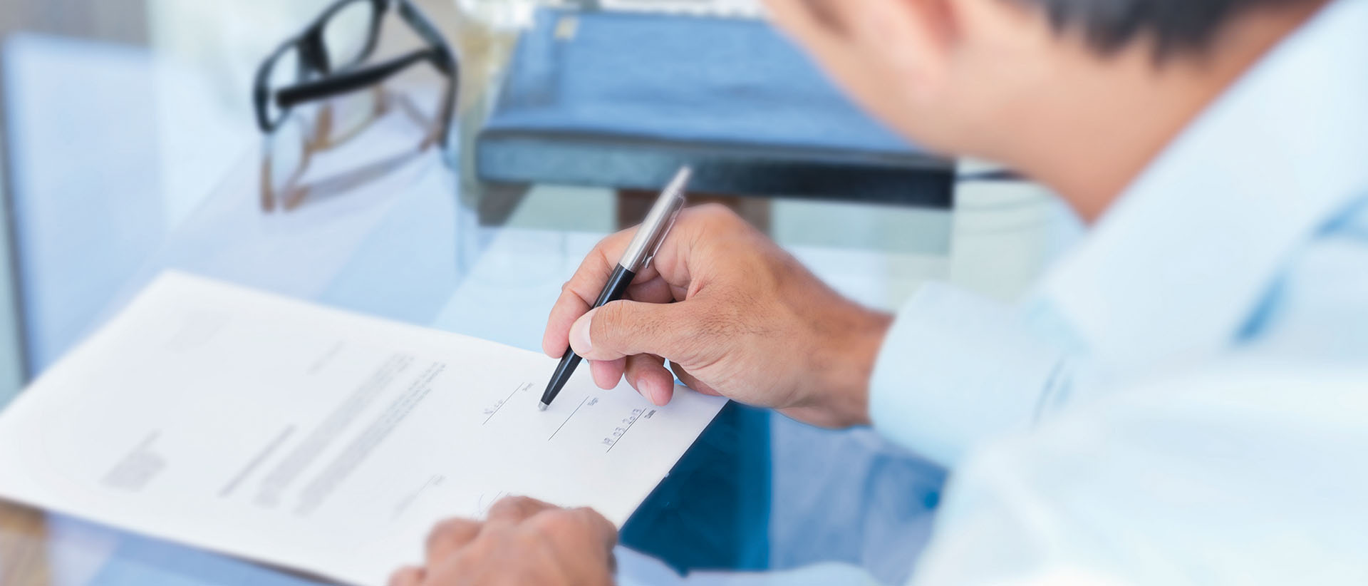 Service and maintenance contracts increase machine availability.