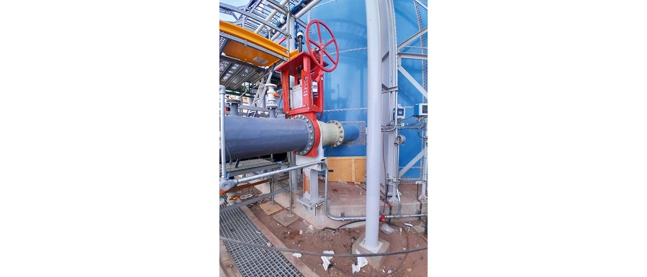 Die AERZEN Schraubengebläse D152S werden in der Lithiumproduktion eingesetzt, um eine kontrollierte Oxidation des in der Sole vorhandenen Eisens durchzuführen.