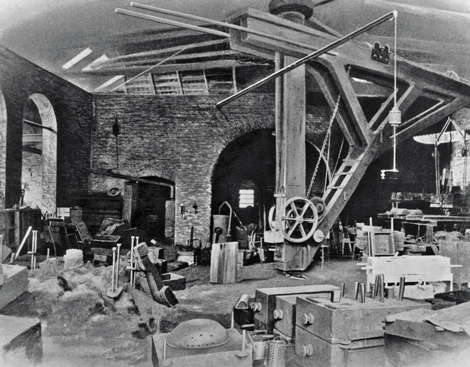 AERZEN iron foundry the castings for machines made in Aerzen were produced in the factory’s own iron foundry