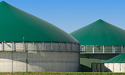 Användningen av biogas som en energikälla hjälper avsevärt till att uppfylla nationella och internationella miljökrav