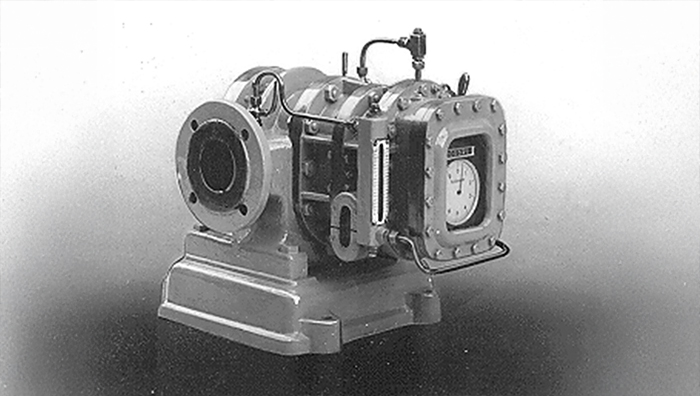 An old rotary piston gas meter -  it was an decisive step on the path towards a special factory for positive displacement machines and thus out of the economic crisis