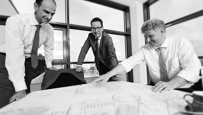 Besides Klaus-Hasso Heller, the Master of Business and Engineering Bernd Wöhlken and engineer Björn Irtel, both of them long-term employees of Aerzener Maschinenfabrik, become managing directors.